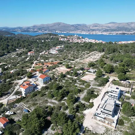 Olive Trogir